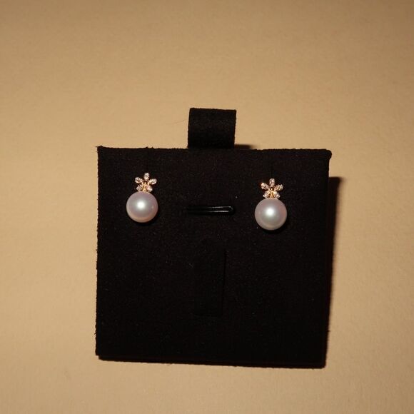 fresh water pearl stud earrings - Picture 5 of 8